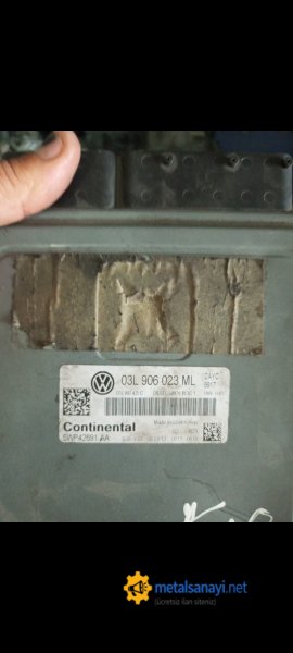 Jetta golf 6 1.6 motor beyni 03L 906 023 ML