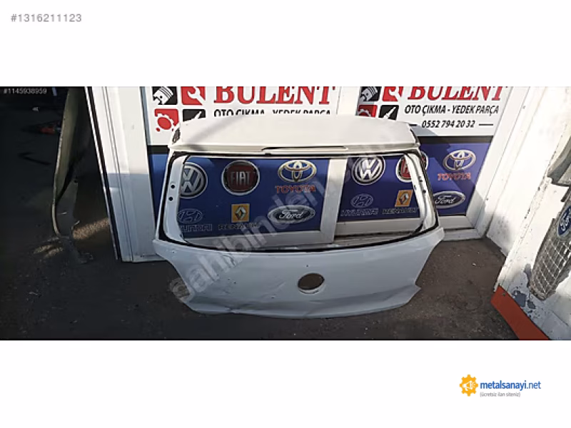 Volkswagen Polo bagaj kapağı orijinal çıkma
