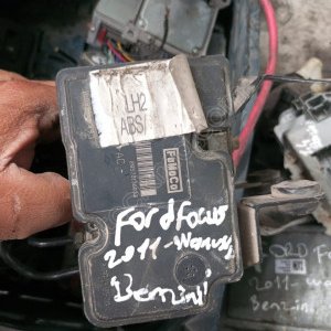 ford focus 2011 model vanuslu benzinli abs beyni